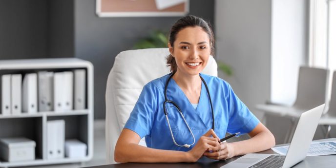 doctor in blue scrubs in a medicaid suboxone clinic in toledo