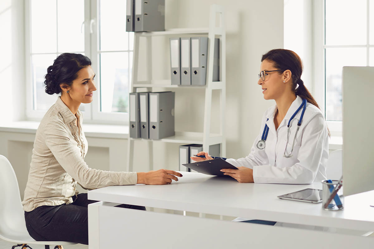 woman and doctor in a methadone program in cincinnati ohio