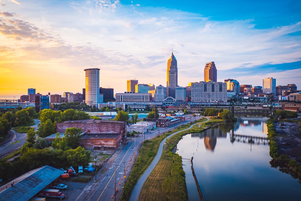 photo of the cleveland skyline symbolizing an addiction recovery program in cleveland