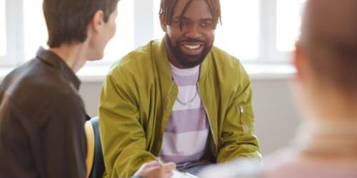 people smiling in group therapy at a suboxone clinic in Murphy NC