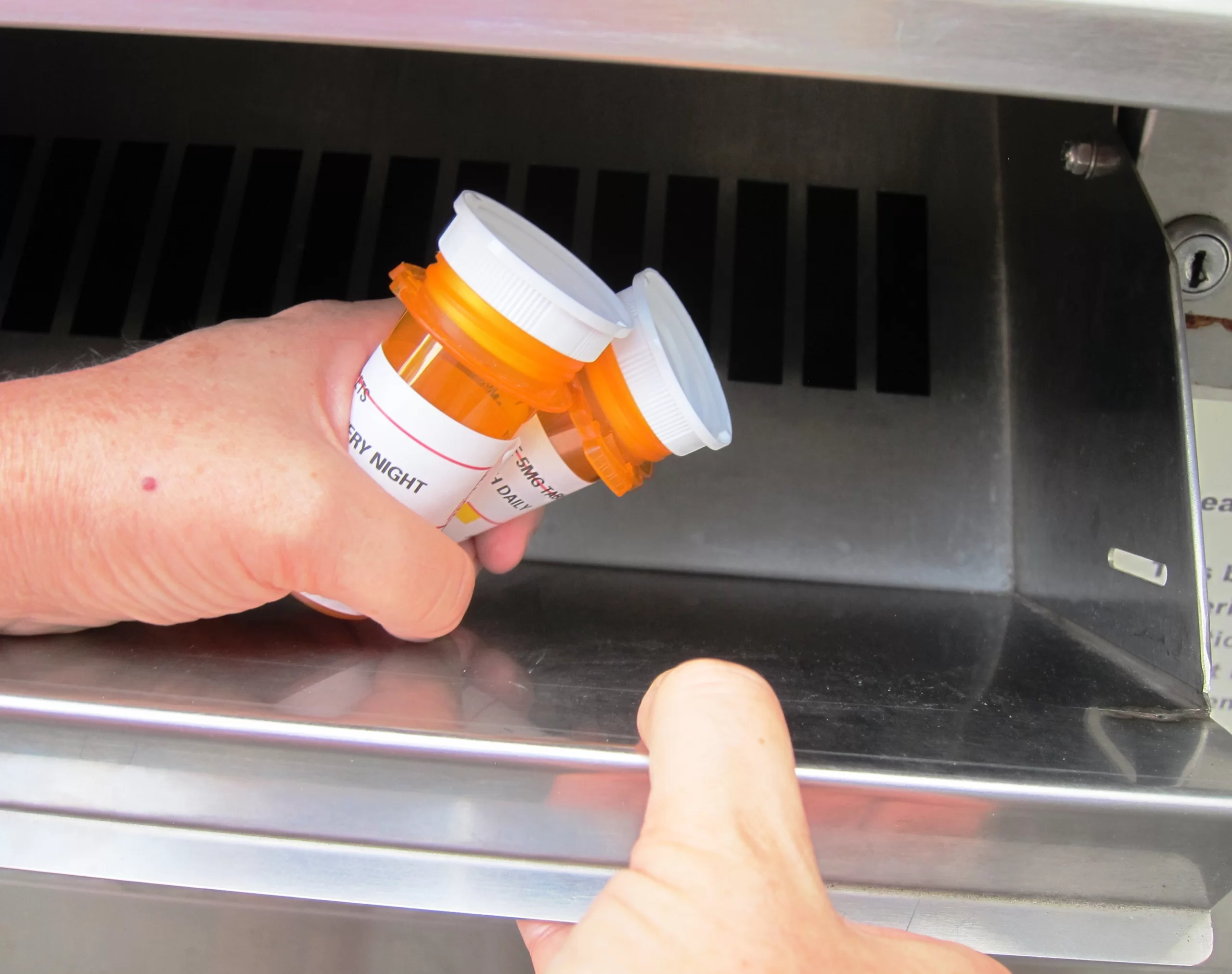 What’s Hiding in Your Medicine Cabinet? Why Safe Prescription Drug Disposal Matters